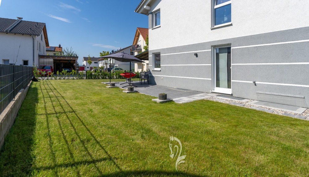 Modernes Architektenhaus mit A+ Energieeffizienz und großzügigem Raumangebot - Einfamilienhaus Ebersberg | Angebot:25705561