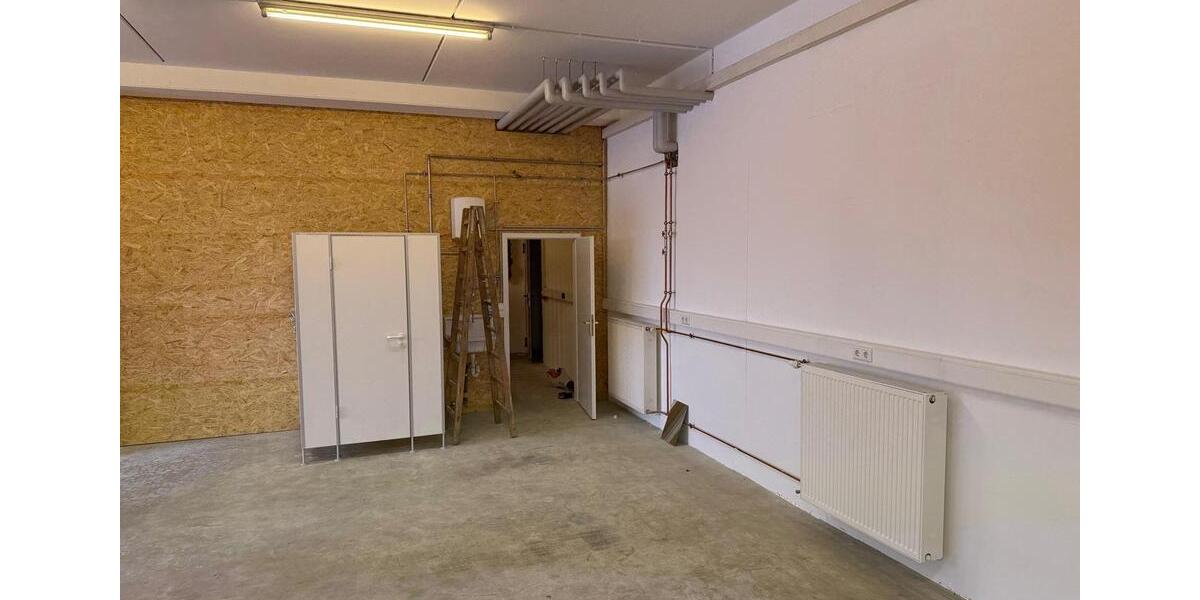 Gewerbeobjekt Stephanskirchen - 670&euro; | Angebot:25484189