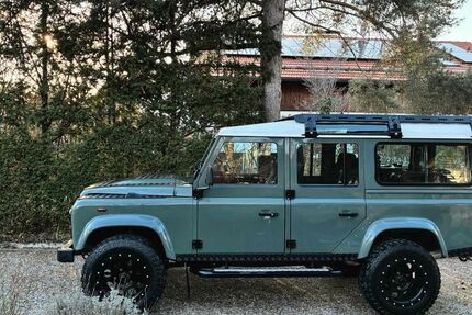 Land Rover Defender 191.000 km 41.000 &euro; Breitbrunn 83254