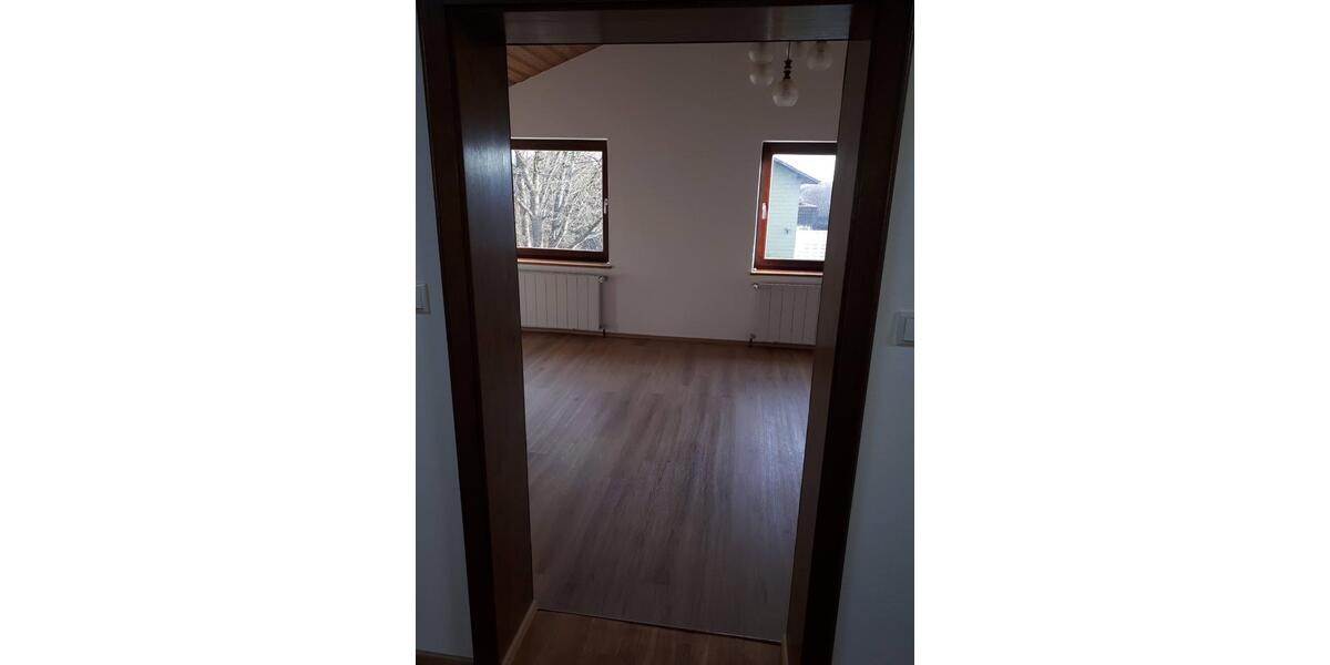 Einfamilienhaus Aßling - 8 Zimmer, 270 m&sup2;, 3.445&euro; | Angebot:25806117