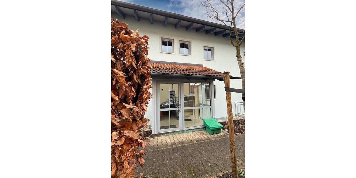 Etagenwohnung Egmating - 1 Zimmer, 27 m&sup2;, 455&euro; | Angebot:25934529