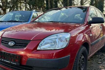 Kia Rio 92.000 km 900 &euro; Kolbermoor 83059