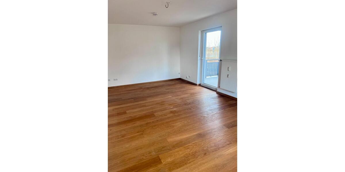 Etagenwohnung Rosenheim Aising - 2 Zimmer, 75 m&sup2;, 1.150&euro; | Angebot:26025711