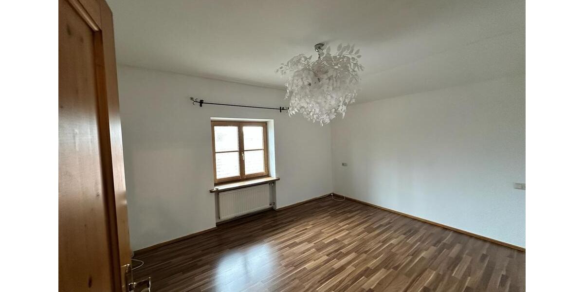 Etagenwohnung Fischbachau - 3 Zimmer, 92 m&sup2;, 1.270&euro; | Angebot:26551218
