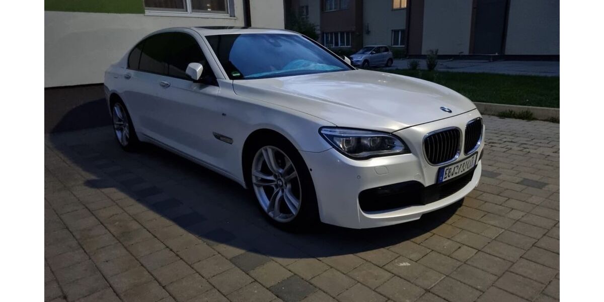 BMW 740 215.000 km 21.999 &euro; Stephanskirchen 83071