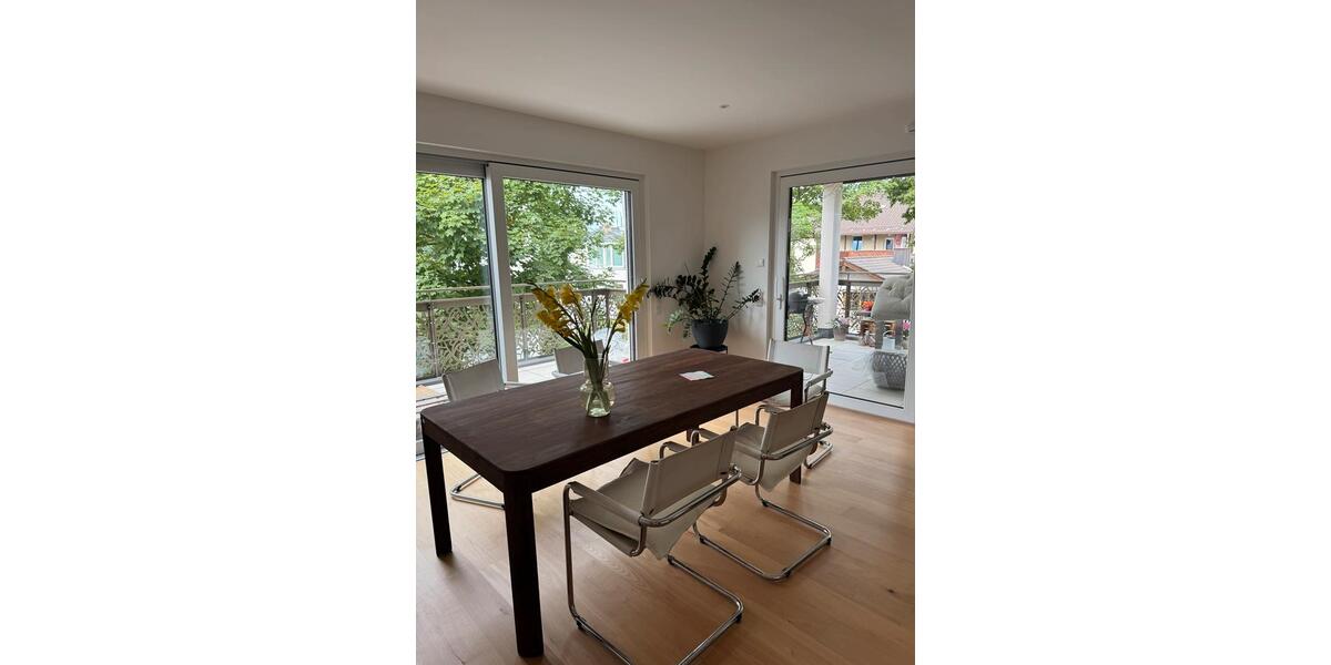 Terrassenwohnung Rosenheim Innenstadt - 4 Zimmer, 133 m&sup2;, 2.480&euro; | Angebot:25141720