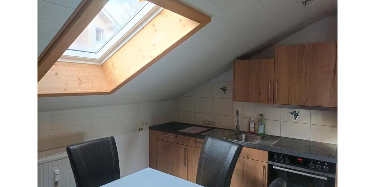 Dachgeschoßwohnung Rechtmehring - 2 Zimmer, 73 m&sup2;, 850&euro; | Angebot:26002742