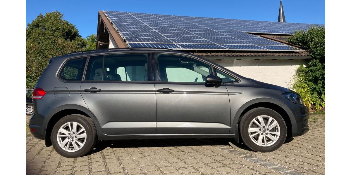 VW Touran 125.000 km 19.800 &euro; Weyarn 83629
