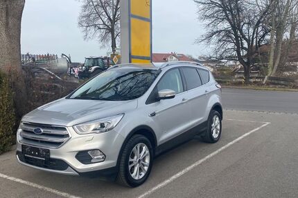 Ford Kuga 52.000 km 16.200 &euro; Hausham 83734