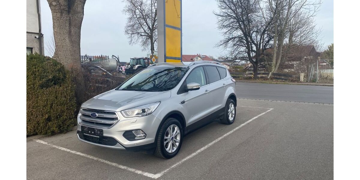 Ford Kuga 52.000 km 16.200 &euro; Hausham 83734