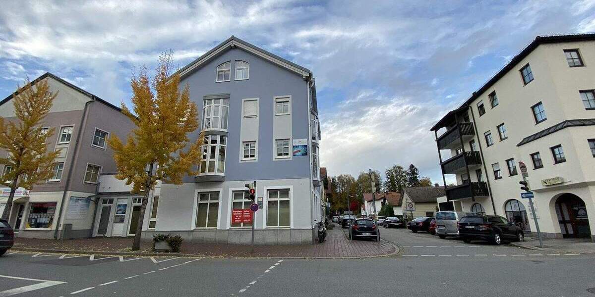 Gewerbeobjekt Kolbermoor - 4 Zimmer, 248 m&sup2;, 3.375&euro; | Angebot:25727375