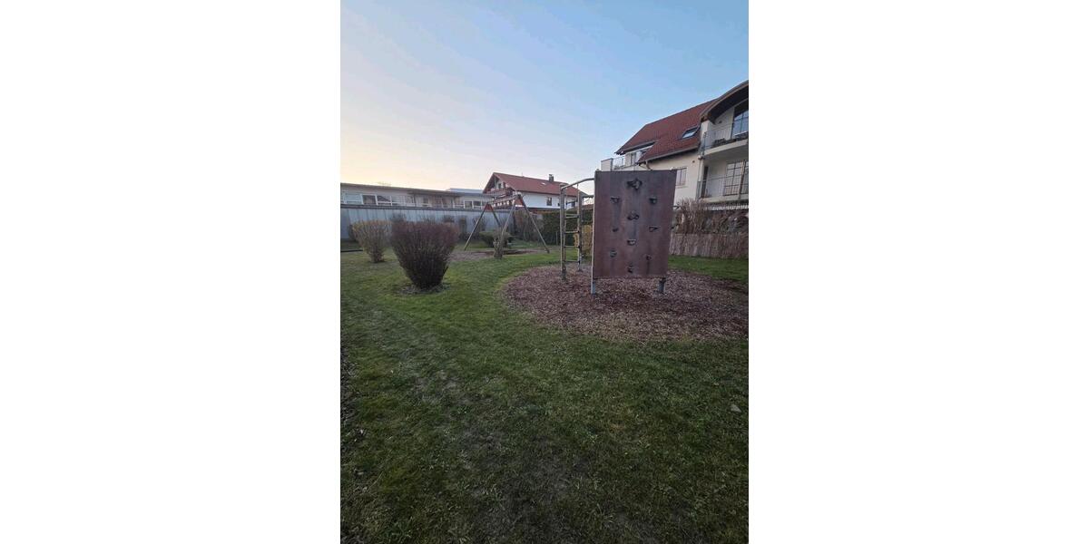 Etagenwohnung Kolbermoor - 3 Zimmer, 84 m&sup2;, 399.000&euro; | Angebot:26035464