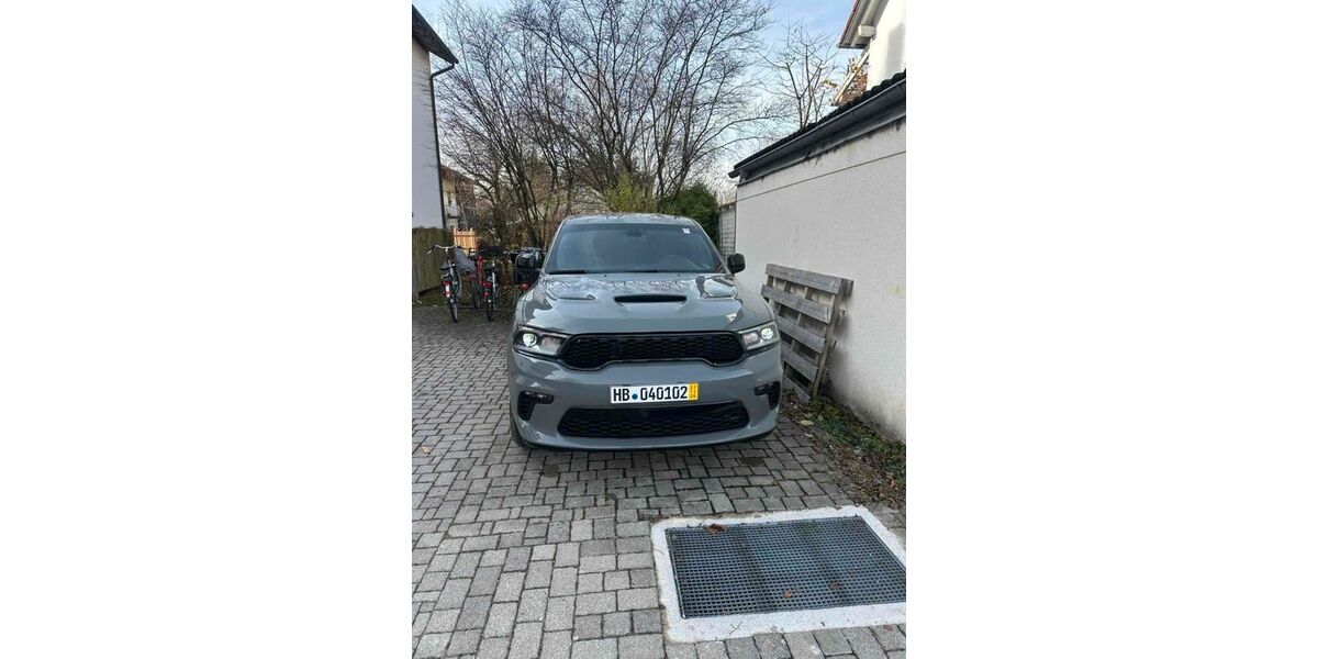 Dodge Durango 58.000 km 29.900 &euro; Rosenheim 83022