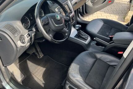 Skoda Octavia 215.000 km 2.900 &euro; Kolbermoor 83059