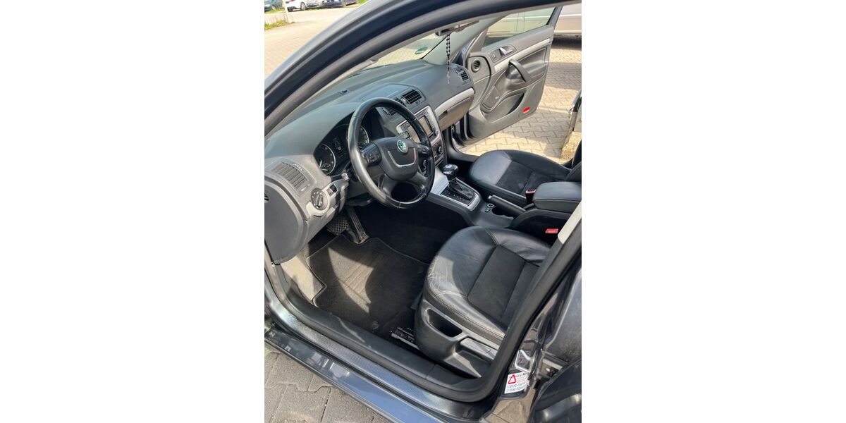 Skoda Octavia 215.000 km 2.900 &euro; Kolbermoor 83059