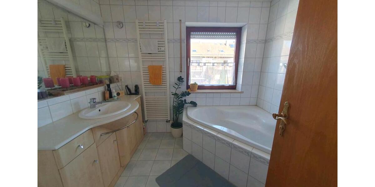 Mehrfamilienhaus, Wohnhaus Wasserburg am Inn - 8.5 Zimmer, 250 m&sup2;, 850.000&euro; | Angebot:26801387
