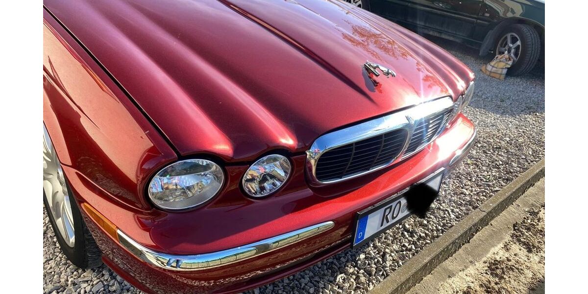 Jaguar XJ8 95.000 km 25.000 &euro; Riedering 83083