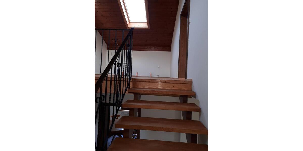 Einfamilienhaus Aßling - 8 Zimmer, 270 m&sup2;, 3.445&euro; | Angebot:25806117