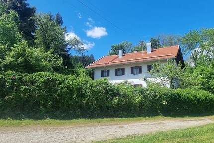 Haus Bernau am Chiemsee - 7 Zimmer, 140 m&sup2;, 790.000&euro; | Angebot:26890465