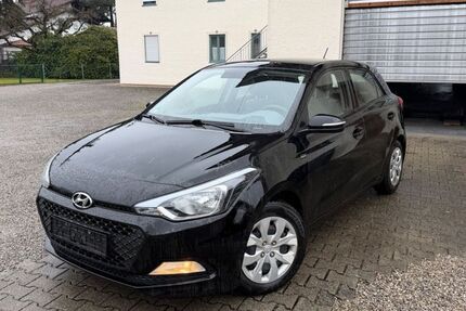 Hyundai i20 143.000 km 4.990 &euro; Bad Aibling 83043
