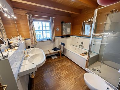 LEBENSRAUM MIT CHARME UND WOHLFÜHLFAKTOR - Doppelhaushälfte Brannenburg | Angebot:26643821