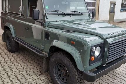 Land Rover Defender 14.800 km 63.500 &euro; Rosenheim 83024