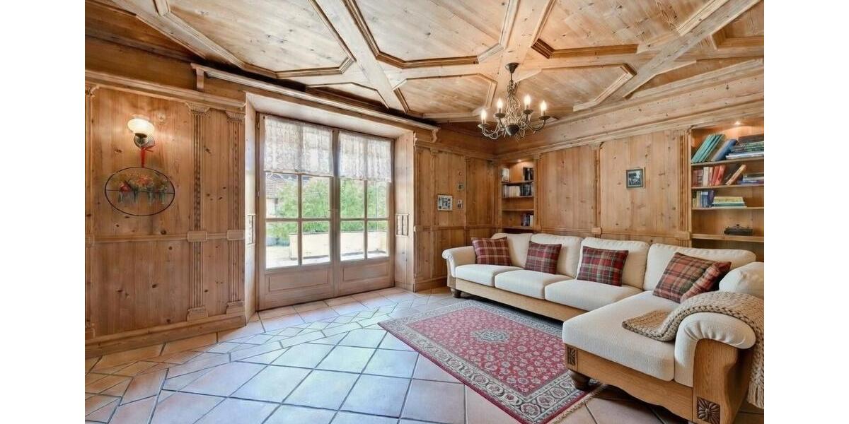 Einfamilienhaus Ebersberg - 15 Zimmer, 683 m&sup2;, 2.390.000&euro; | Angebot:26042398