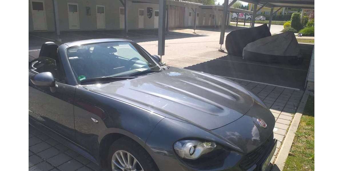 Fiat 124 Spider 9.000 km 19.000 &euro; Übersee 83236