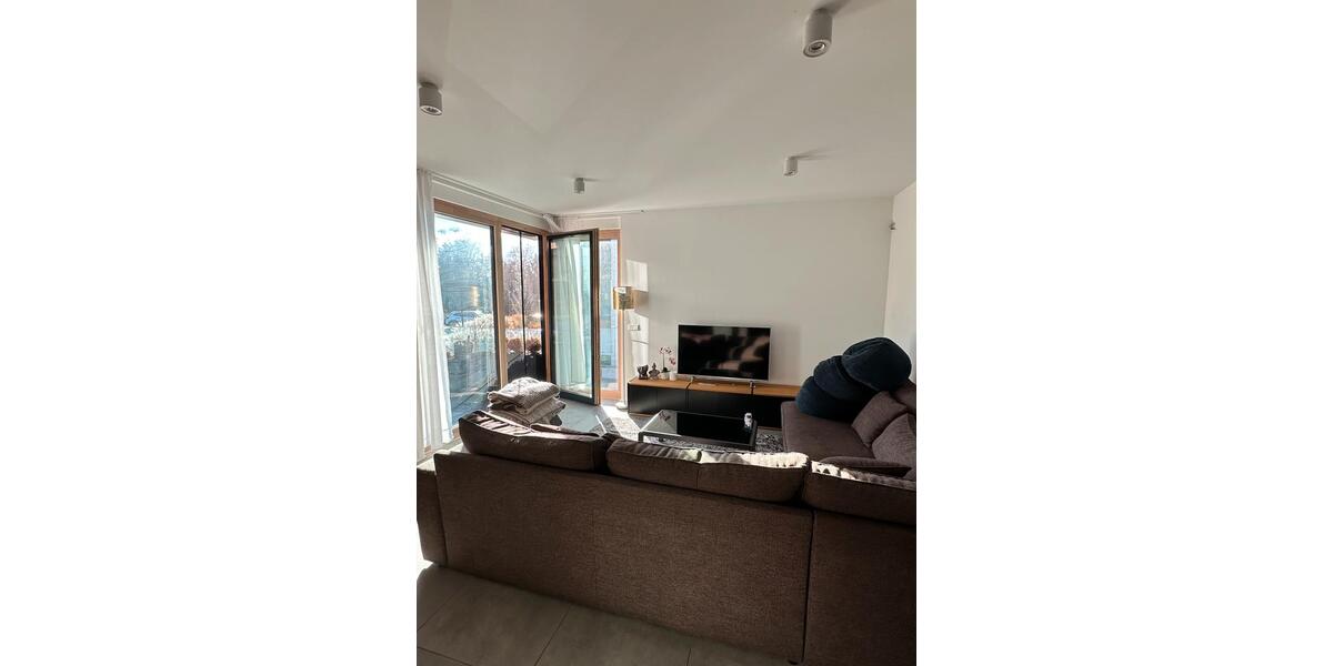 Etagenwohnung Tuntenhausen - 3 Zimmer, 90 m&sup2;, 1.650&euro; | Angebot:26167153