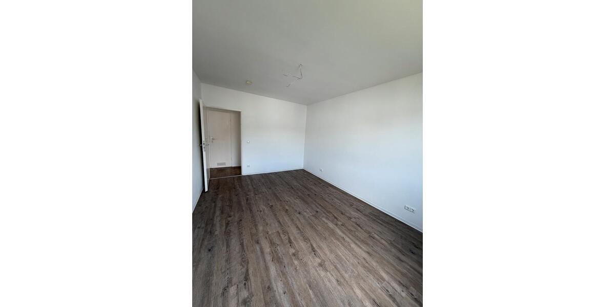 Etagenwohnung Kirchseeon - 4 Zimmer, 84 m&sup2;, 1.351&euro; | Angebot:26618212