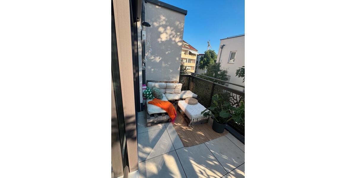 Terrassenwohnung Rosenheim Innenstadt - 4 Zimmer, 133 m&sup2;, 2.480&euro; | Angebot:25141720