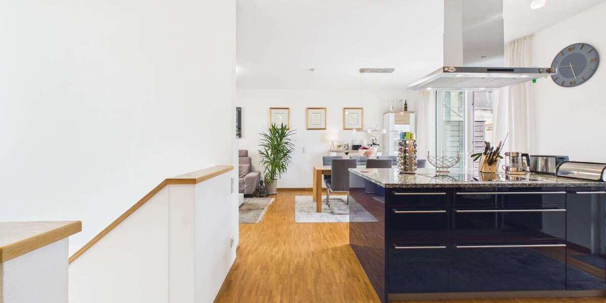 Etagenwohnung Ebersberg - 4 Zimmer, 114 m&sup2;, 2.000&euro; | Angebot:25898486