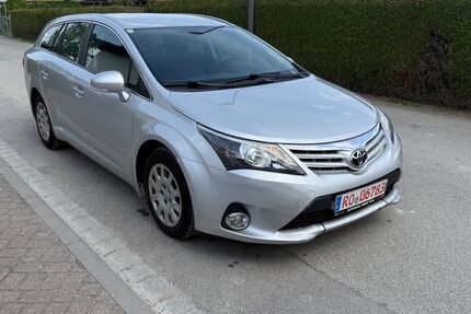 Toyota Avensis 292.373 km 3.490 &euro; Rosenheim 83026