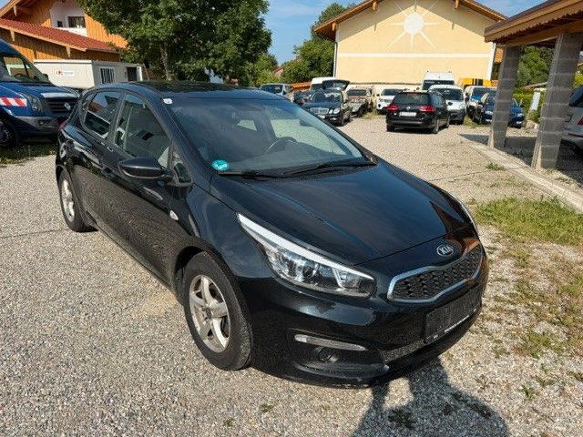 Kia ceed / Ceed 177.000 km 4.197 &euro; Prien-Bachham 83209