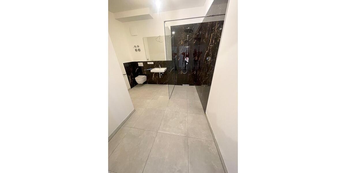 Etagenwohnung Vogtareuth - 4 Zimmer, 95 m&sup2;, 1.472&euro; | Angebot:25217535