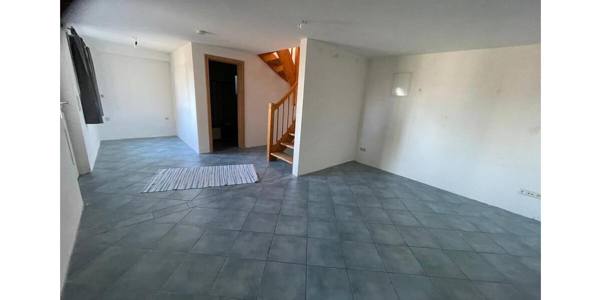 Maisonettenwohnung Bad Endorf - 3 Zimmer, 86 m&sup2;, 1.300&euro; | Angebot:25634211