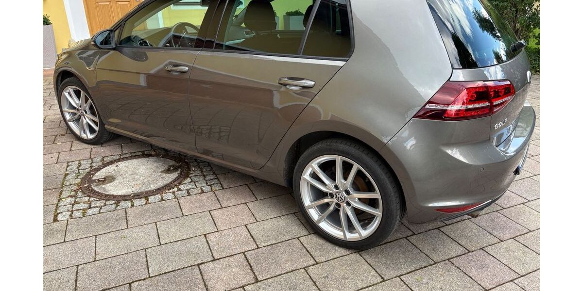 VW Golf 152.700 km 10.100 &euro; Seebruck 83358