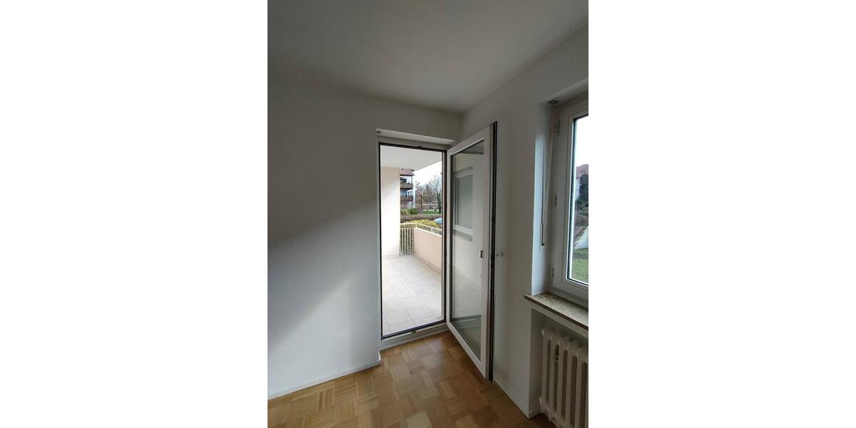 Erdgeschoßwohnung Rosenheim Innenstadt - 3 Zimmer, 70 m&sup2;, 1.030&euro; | Angebot:25881495