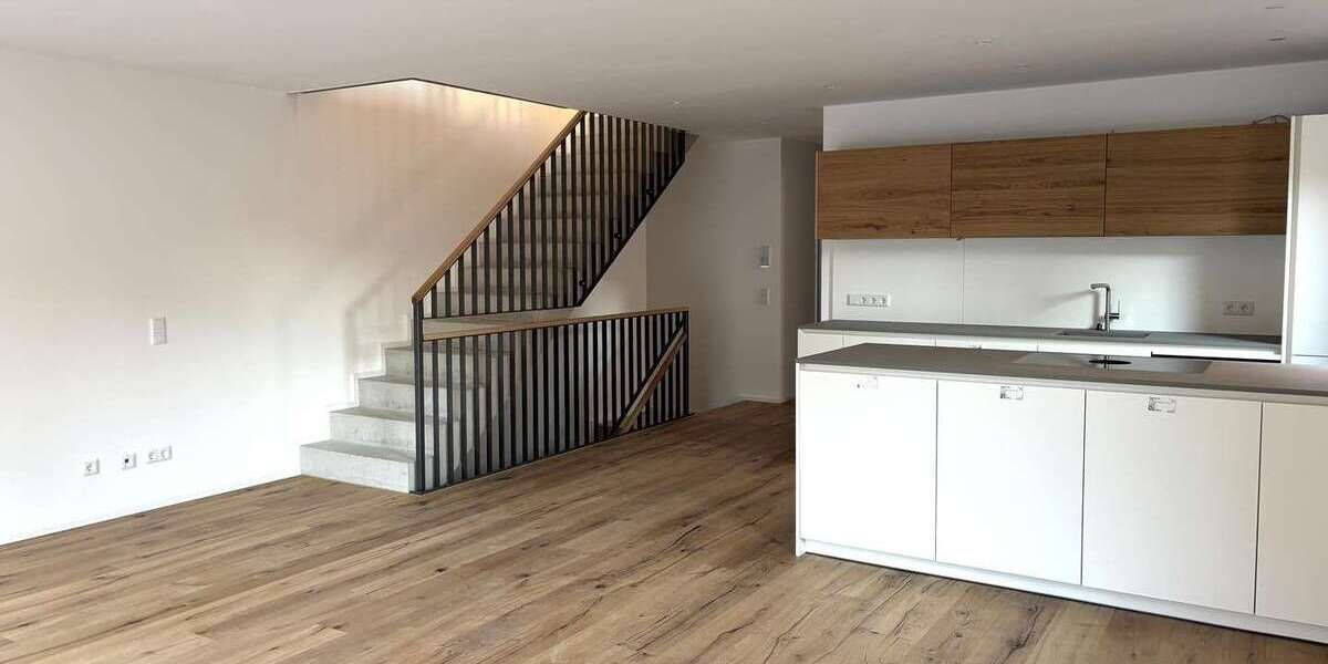 Einfamilienhaus Raubling - 4 Zimmer, 133 m&sup2;, 2.150&euro; | Angebot:25235217