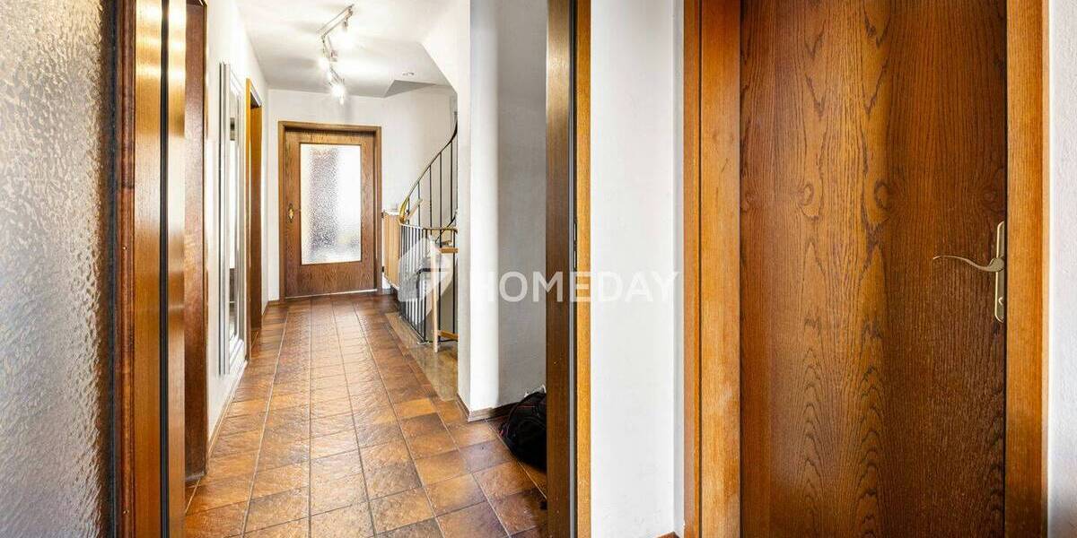 Reihenmittelhaus Kolbermoor - 7 Zimmer, 170 m&sup2;, 647.000&euro; | Angebot:26257537