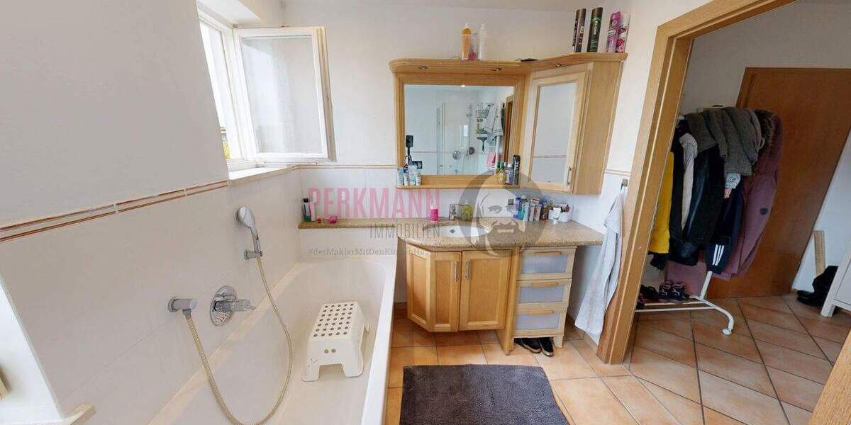 Etagenwohnung Miesbach - 4 Zimmer, 91 m&sup2;, 499.000&euro; | Angebot:25674706