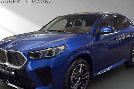 BMW iX2 6.000 km 53.475 &euro; Kirchseeon 85614