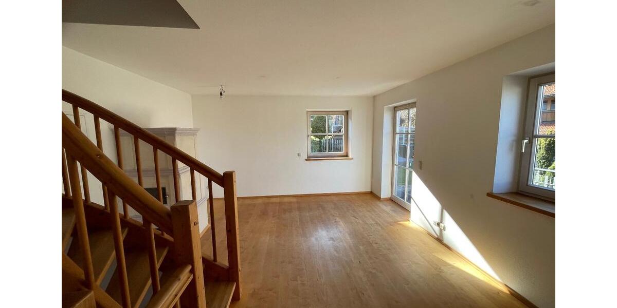 Maisonettenwohnung Bad Endorf - 3 Zimmer, 86 m&sup2;, 1.300&euro; | Angebot:26505252