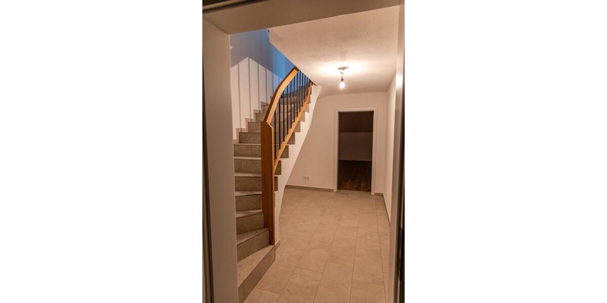 Doppelhaushälfte Marquartstein - 4 Zimmer, 120 m&sup2;, 2.170&euro; | Angebot:26026460