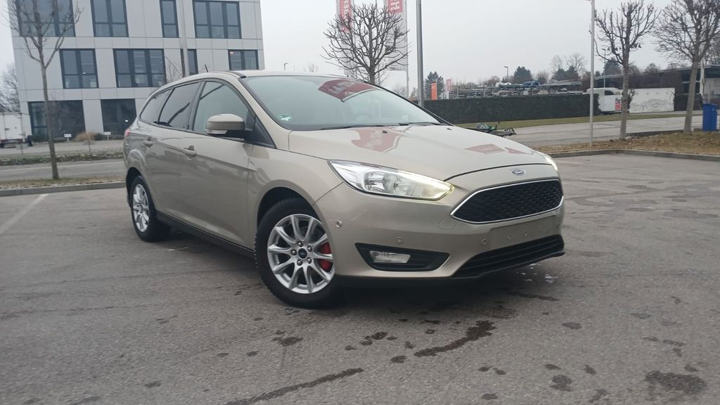 Ford Focus 156.000 km 6.600 &euro; Rosenheim 83026
