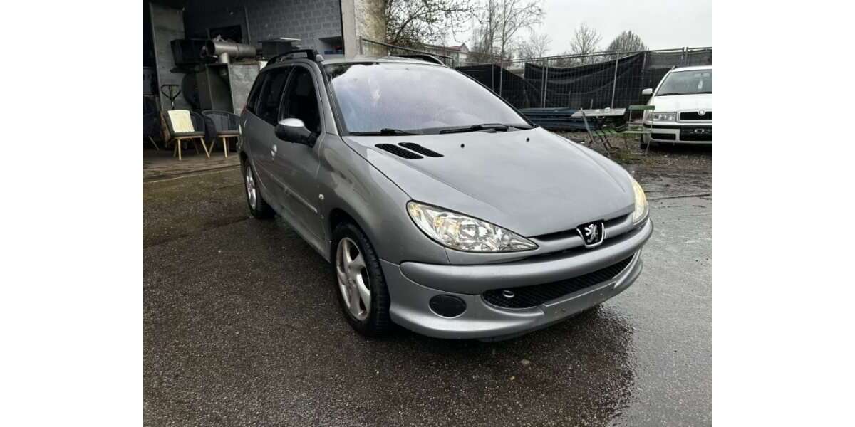 Peugeot 206 138.960 km 2.500 &euro; Rosenheim 83026