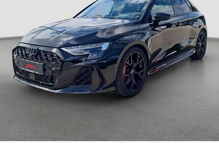 Audi RS3 2.500 km 71.450 &euro; Ebersberg bei München 85560