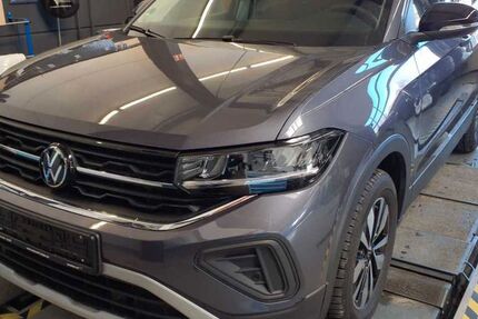 VW T-Cross 7.425 km 27.430 &euro; Bruckmühl 83052