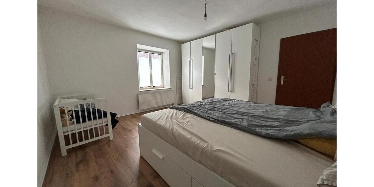 Erdgeschoßwohnung Miesbach - 3 Zimmer, 77 m&sup2;, 1.060&euro; | Angebot:26031938