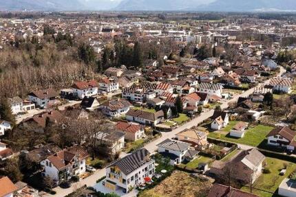 Haus Kolbermoor - 6 Zimmer, 180 m&sup2;, 3.550&euro; | Angebot:25978146